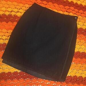 American Vintage Women's Black Skirt